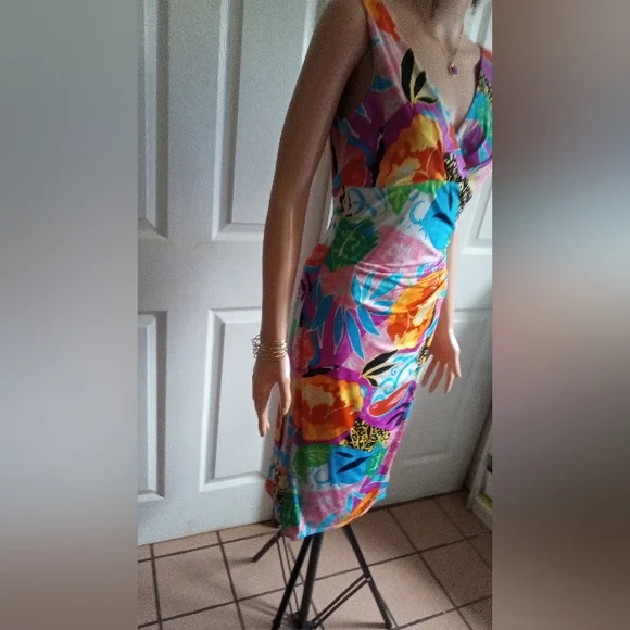 Lauren Ralph Lauren colorful tropical floral faux wrap bodycon dress size M NWOT - Picture 9 of 14